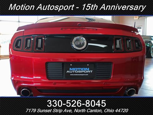 Used 2013 Ford Mustang GT Premium w/ Security Pkg RWD image 9