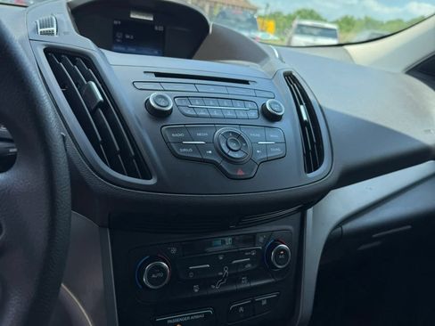 Used 2017 Ford Escape SE AWD/4WD image 13