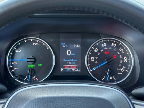 Certified 2022 Toyota RAV4 XLE image 23