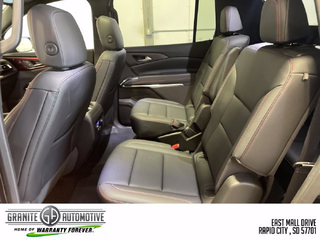 Used 2025 Chevrolet Traverse Z71 w/ Driver Confidence Package AWD/4WD image 18