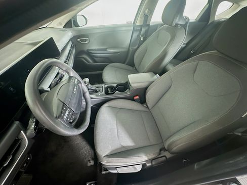 Used 2025 Kia K4 FWD image 13