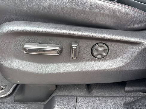Used 2025 Honda Odyssey Sport-L image 10