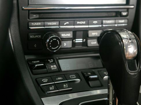 Used 2015 Porsche 911 Carrera S image 41