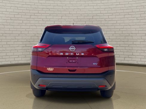 Used 2022 Nissan Rogue SV w/ SV Premium Package FWD image 6