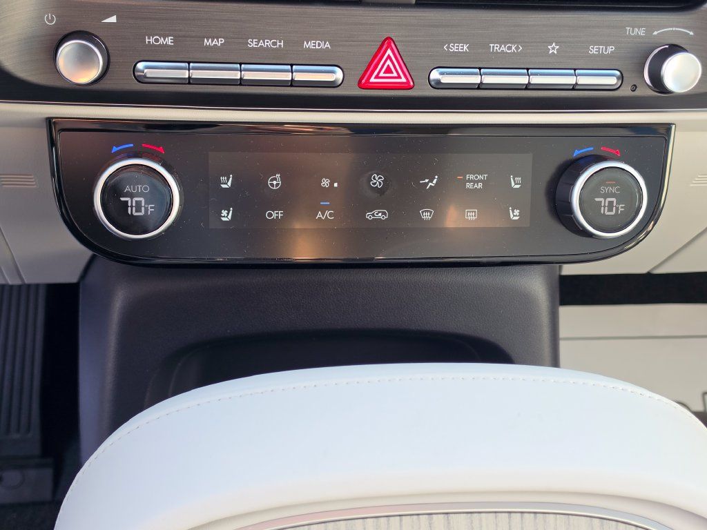 Used 2026 Hyundai Palisade Calligraphy FWD image 28