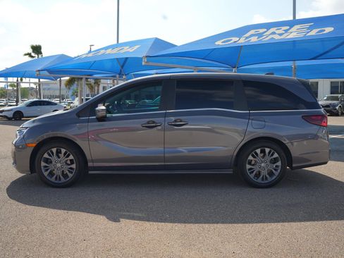 Used 2025 Honda Odyssey Touring image 10