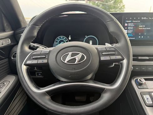 Used 2025 Hyundai Palisade Calligraphy FWD image 30