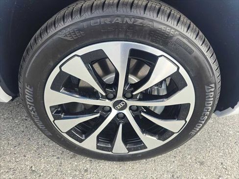 New 2026 Audi Q3 quattro 2.0T image 9