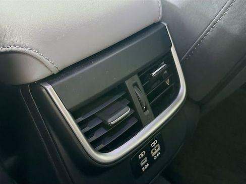 Used 2024 Subaru Outback Premium image 25