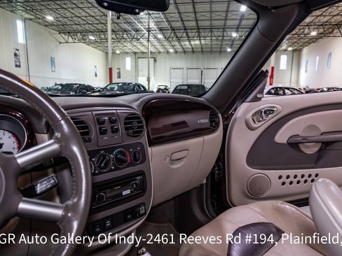 Used 2005 Chrysler PT Cruiser GT FWD image 13