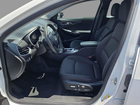 Used 2024 Chevrolet Malibu LT FWD image 12