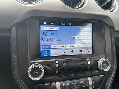 Used 2016 Ford Mustang GT Premium image 8