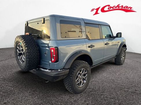 New 2025 Ford Bronco Badlands image 7