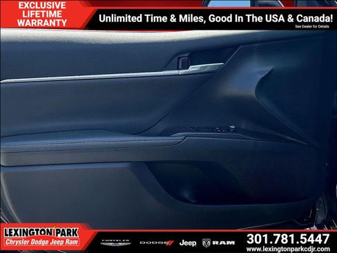 Used 2024 Toyota Camry XSE w/ Cold Weather Package FWD image 19