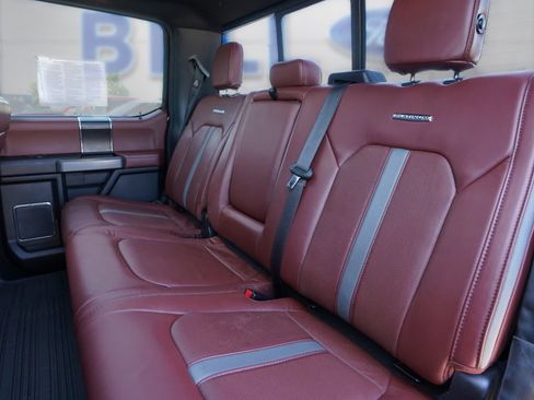 Used 2019 Ford F150 Platinum w/ Equipment Group 701A Luxury AWD/4WD image 24