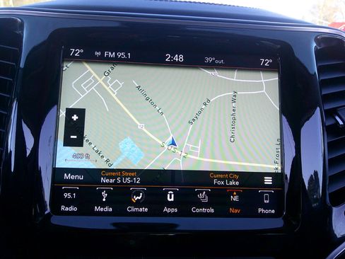 Used 2019 Jeep Cherokee Overland w/ Trailer Tow Group image 27