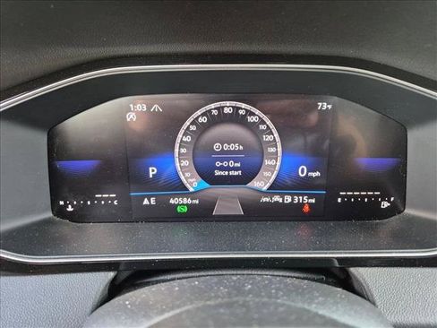 Used 2025 Volkswagen Jetta Sport FWD image 9