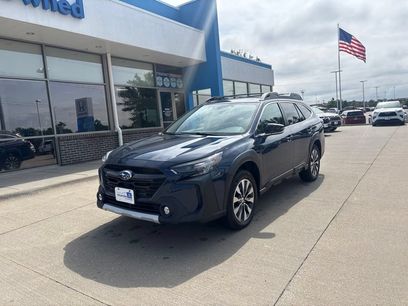 Used 2023 Subaru Outback Limited w/ Tech Package 2