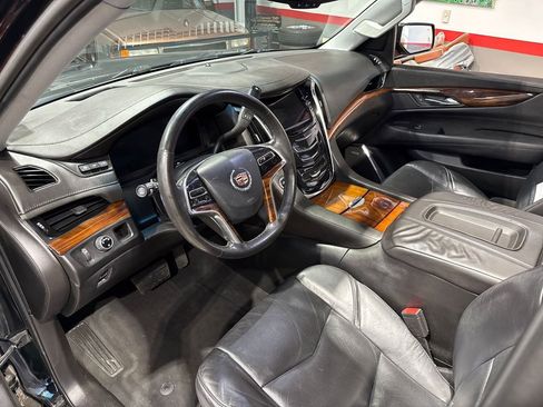 Used 2015 Cadillac Escalade Premium RWD image 73