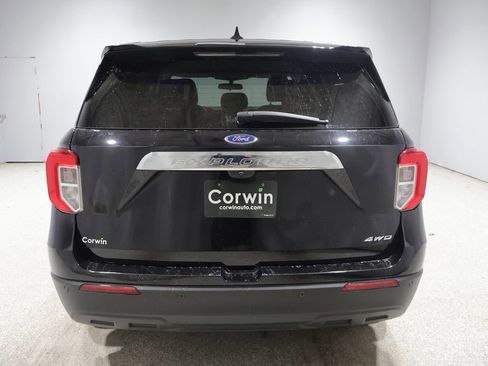 Used 2023 Ford Explorer 4WD image 3