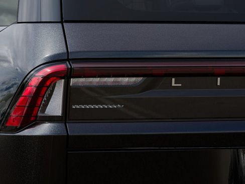 New 2027 Lincoln Navigator Reserve AWD/4WD image 46