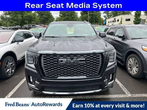 Used 2023 GMC Yukon XL Denali Ultimate AWD/4WD image 2