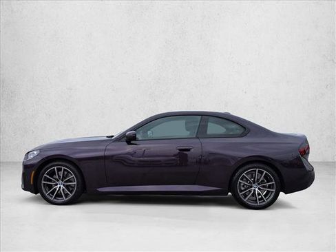 Used 2024 BMW 230i xDrive Coupe w/ Premium Package image 9