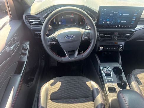 Used 2024 Ford Escape ST-Line w/ Tech Pack #1 FWD image 15