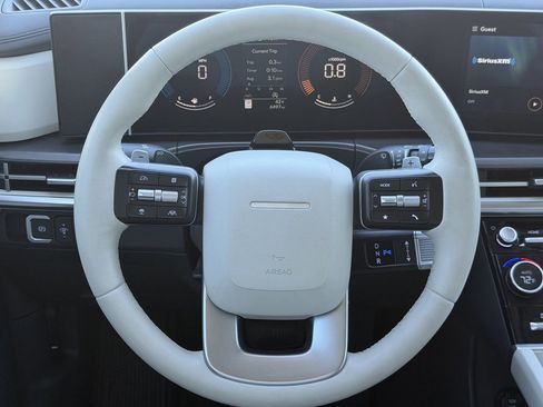 Used 2025 Hyundai Santa Fe SEL image 12