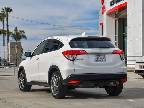Used 2021 Honda HR-V EX image 9