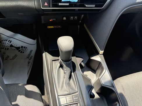 Used 2026 Toyota Camry LE FWD image 26