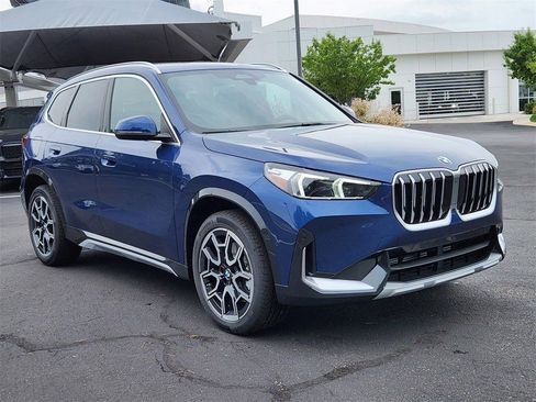 Used 2025 BMW X1 xDrive28i w/ Convenience Package image 5