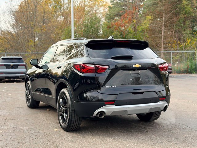 Used 2020 Chevrolet Blazer LT FWD image 6