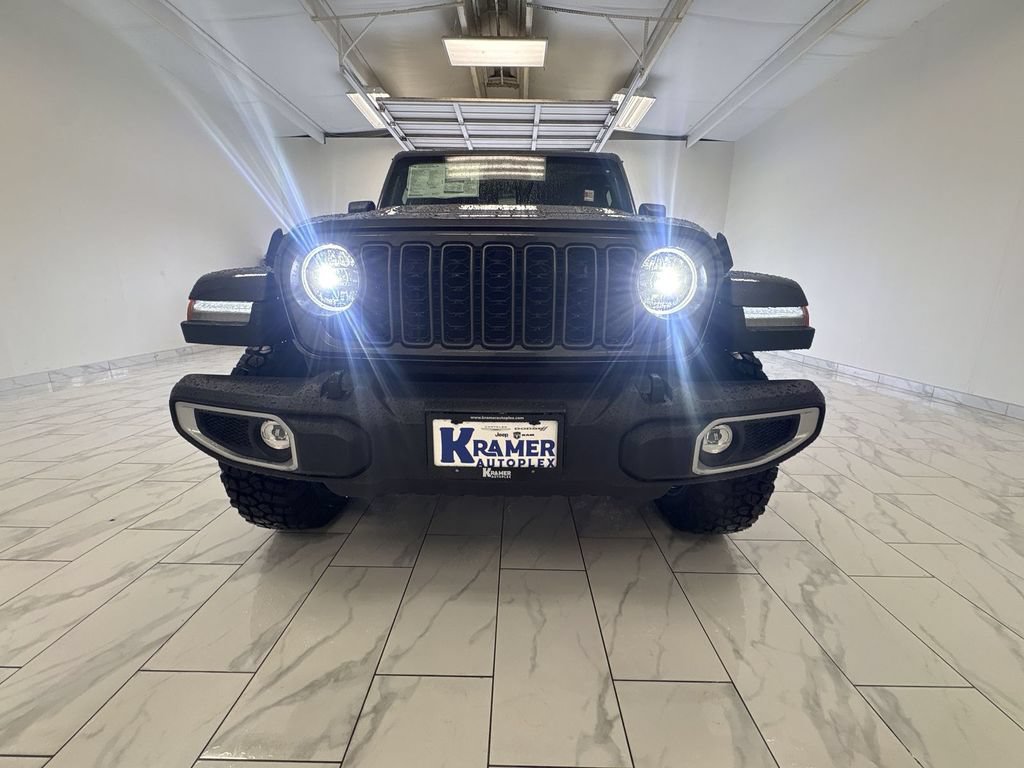 New 2026 Jeep Gladiator Sport AWD/4WD image 32