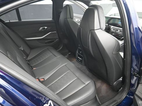Used 2023 BMW M3 image 31