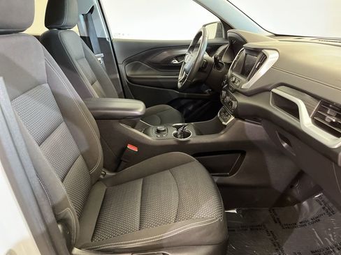 Used 2023 GMC Terrain SLE w/ Driver Convenience Package AWD/4WD image 12