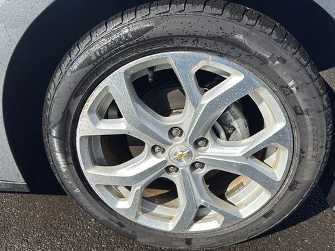 Used 2018 Chevrolet Volt Premier w/ Driver Confidence Package image 14