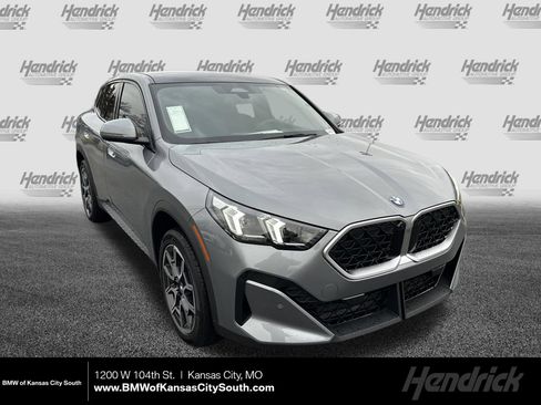 Used 2026 BMW X2 xDrive28i w/ Technology Package AWD/4WD image 1