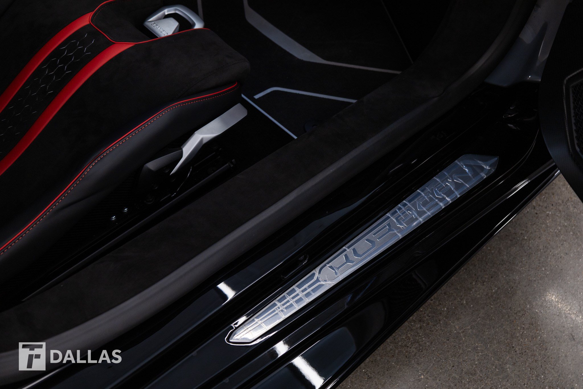 Used 2023 Lamborghini Huracan Tecnica RWD image 36
