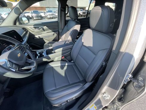 Certified 2026 Chevrolet Traverse LT FWD image 19