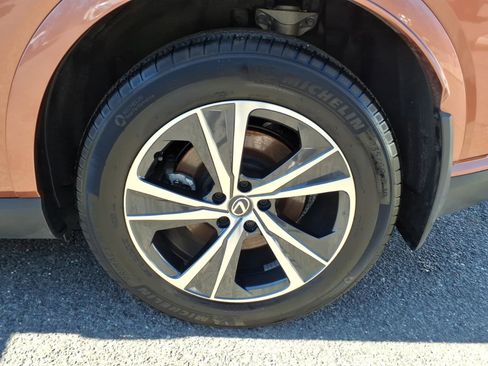 Certified 2024 Lexus RX 350 Premium w/ Accessory Package (Z1) image 17