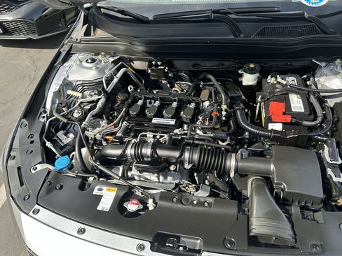 Used 2020 Honda Accord Sport image 17