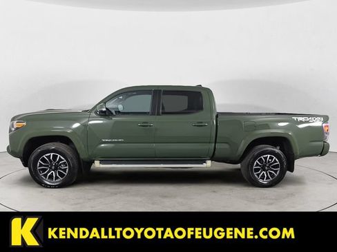Used 2021 Toyota Tacoma TRD Sport AWD/4WD image 2
