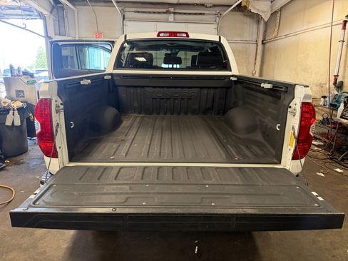 Certified 2019 Toyota Tundra TRD Pro AWD/4WD image 16