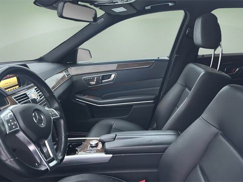 Used 2014 Mercedes-Benz E 350 4MATIC Sedan image 14