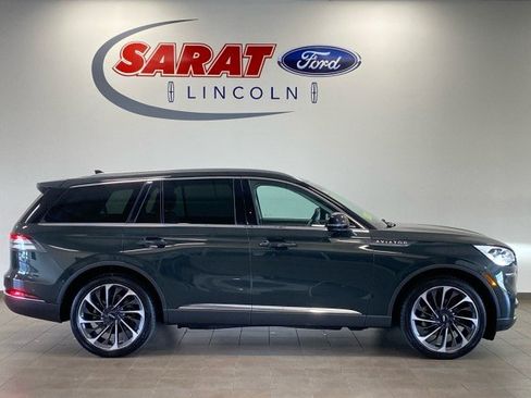 Used 2023 Lincoln Aviator Reserve w/ Equipment Group 201A AWD/4WD image 1