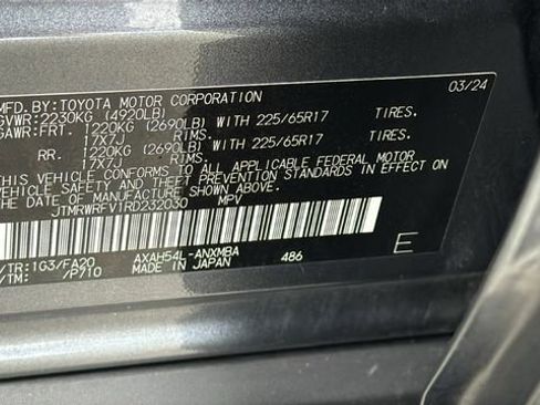 Used 2024 Toyota RAV4 XLE w/ Convenience Package AWD/4WD image 30