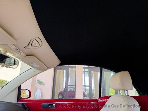 Used 2010 Volkswagen Beetle Convertible FWD image 56