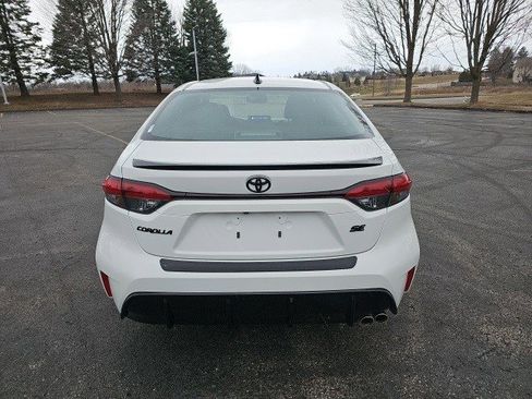 Used 2024 Toyota Corolla Sedan w/ SE Convenience Package image 5