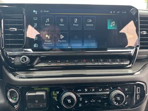 Used 2024 Chevrolet Silverado 1500 ZR2 w/ Technology Package image 18